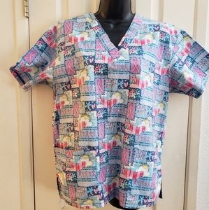 Women's scrub top size medium